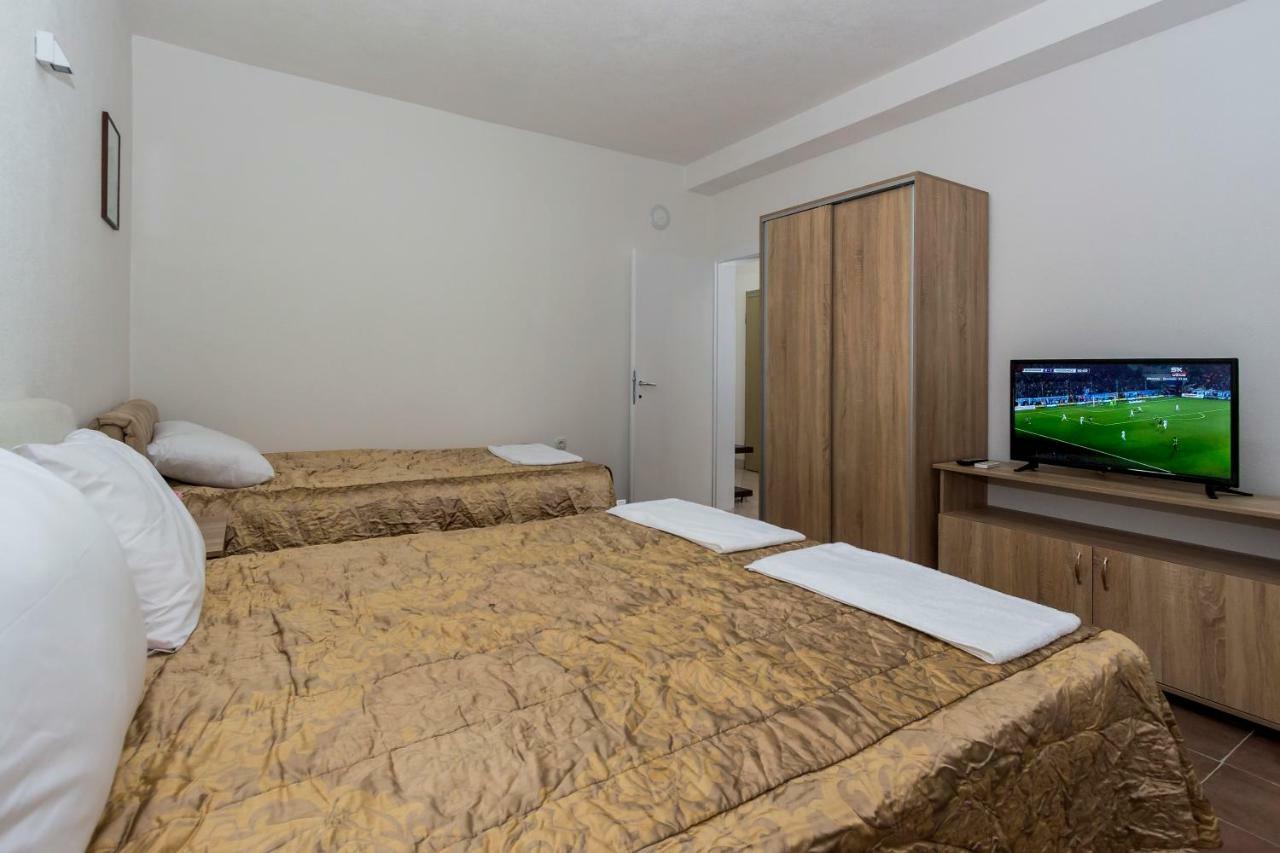 Upper Gate Apartments Ochryda Zewnętrze zdjęcie