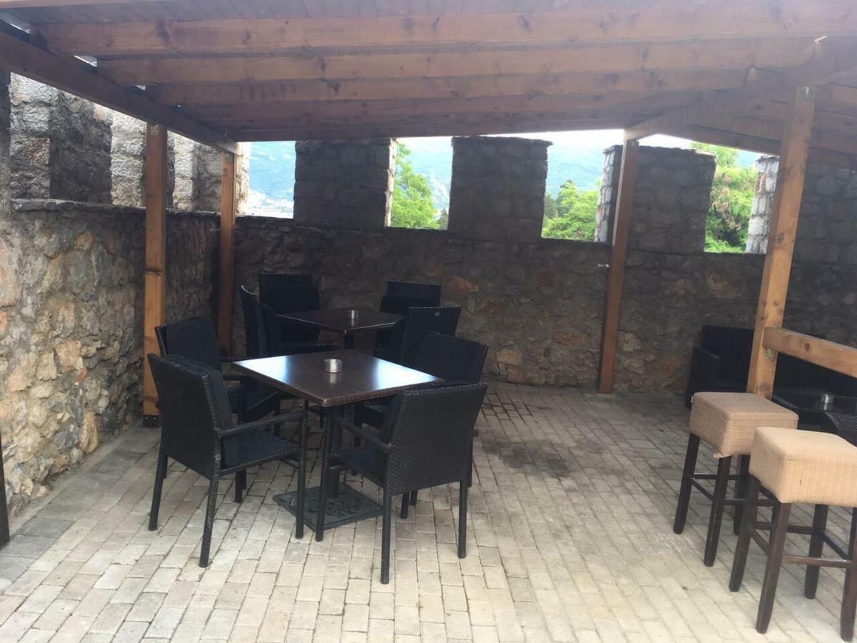 Upper Gate Apartments Ochryda Zewnętrze zdjęcie